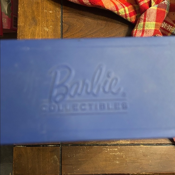 Barbie Collector's Holiday Angel - Blue and Gold - Picture 3 of 4